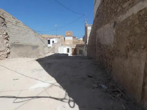 Terreno en Castelar, 16