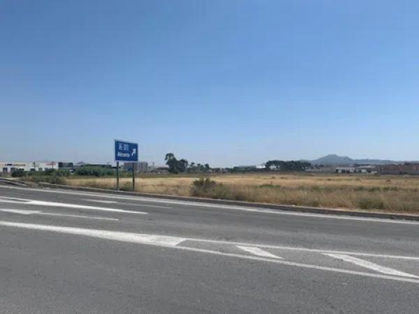 Terreno en plaza San Pascual
