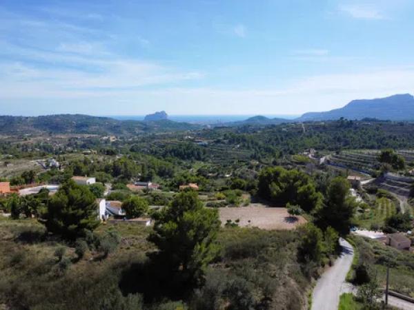 Terreno en calle Calp, 12