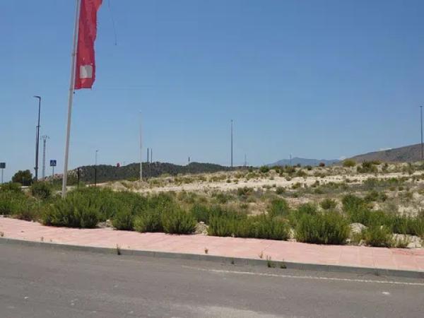 Terreno en calle de Nules