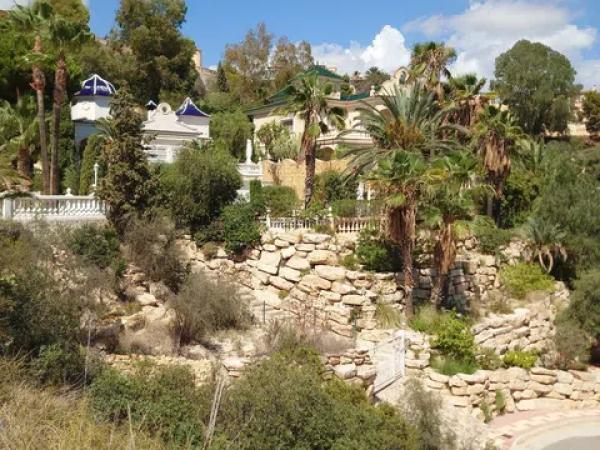 Terreno en Pueblo Español - Coveta Fumá