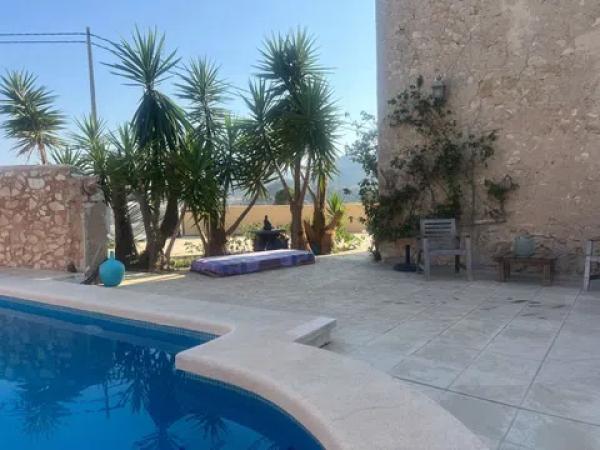 Terreno en via sense nom