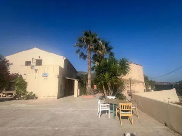 Terreno en via sense nom