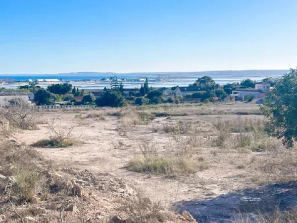 Terreno en Partida Punta la Sierra