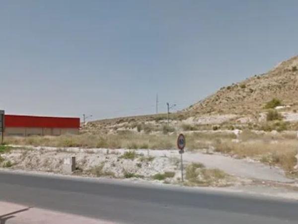 Terreno en avenida del Centro Excursionista Eldense, 2