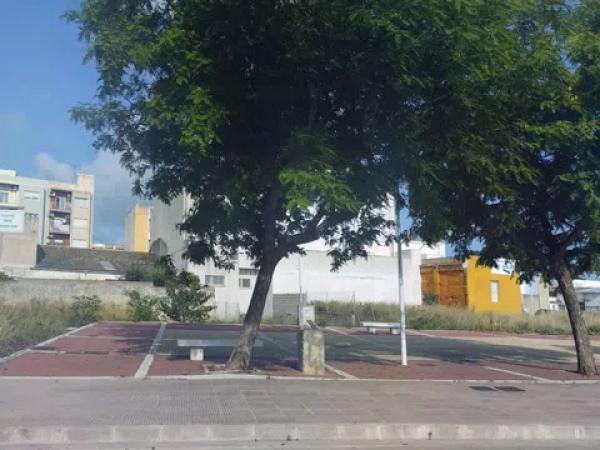 Terreno en calle Mestre Jose Vives, 1