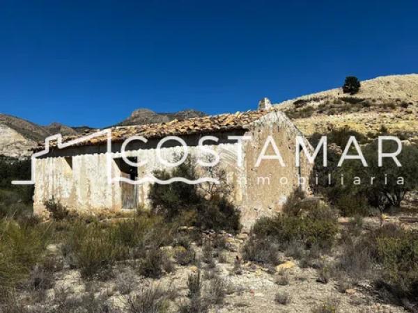 Terreno en via Sense Nom, 3