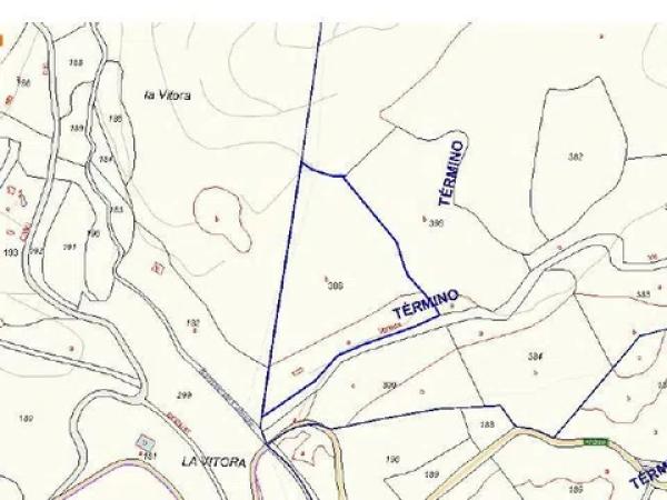 Terreno en via Sense Nom, 3