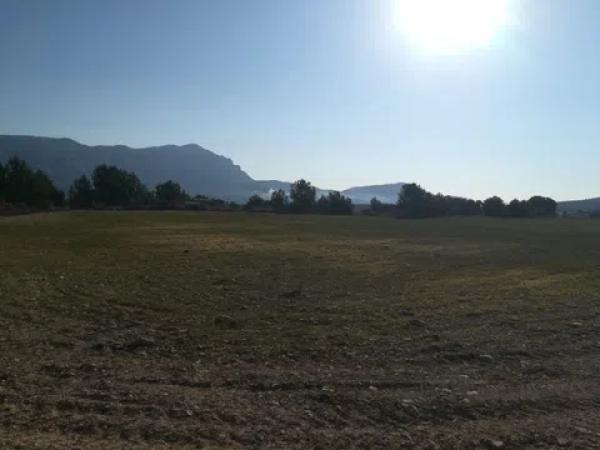 Terreno en via del Mediterráneo, 3