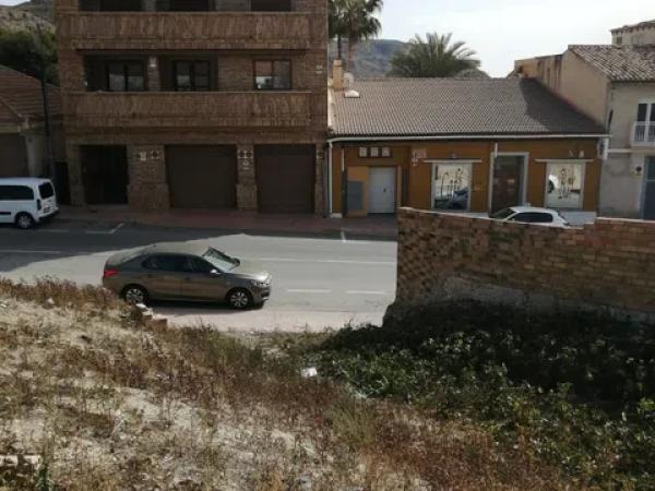 Terreno en avenida Pais Valencià, 123