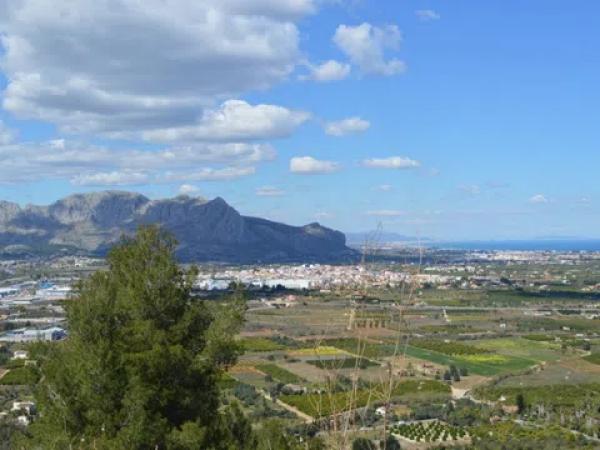 Terreno en calle del Baix Maestrat