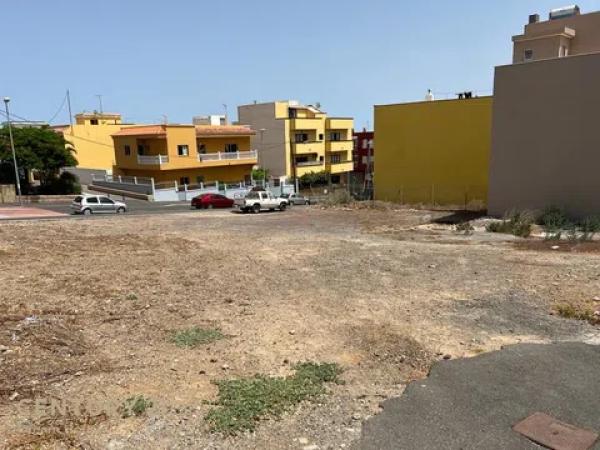 Terreno en brezo, 15  y 17