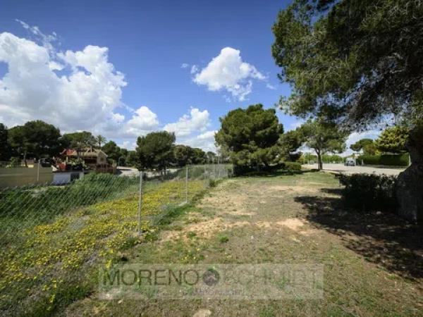 Terreno en calle Pío Baroja
