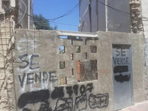 Terreno en calle de la Vergen, 39