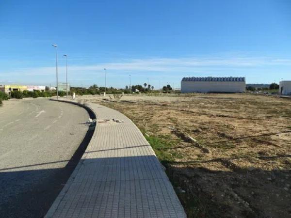 Terreno en calle Rio Vinalopo