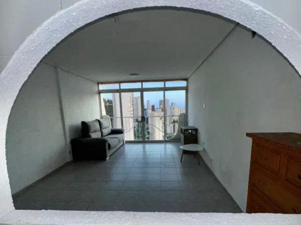 Estudio en avenida de Montecarlo s/n