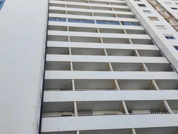 Piso en avenida de Suecia