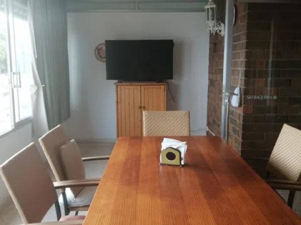 Piso en avenida de montbenidorm, 11