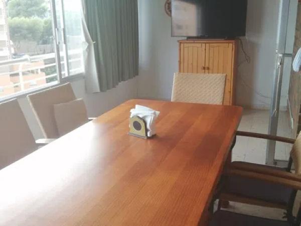 Piso en avenida de montbenidorm, 11