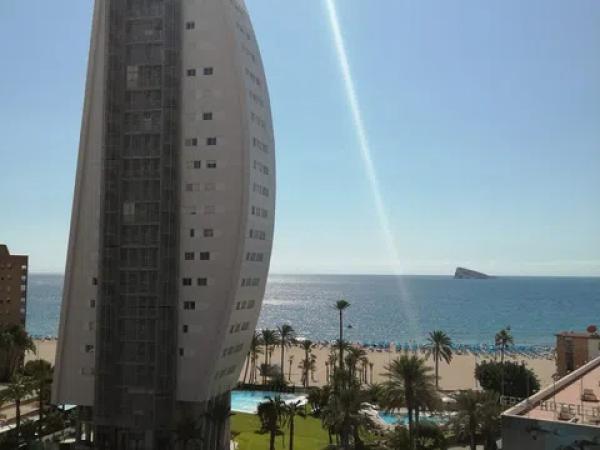 Piso en avenida de montbenidorm, 11