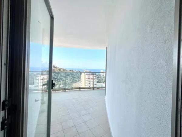 Piso en calle de Viena