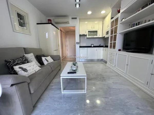 Estudio en Pueblo Levante