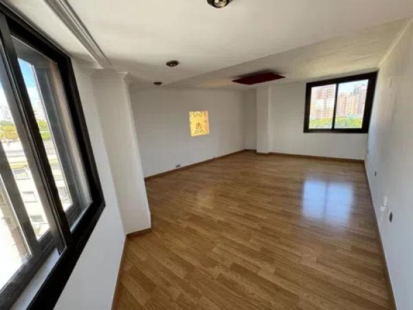 Piso en Centro Urbano