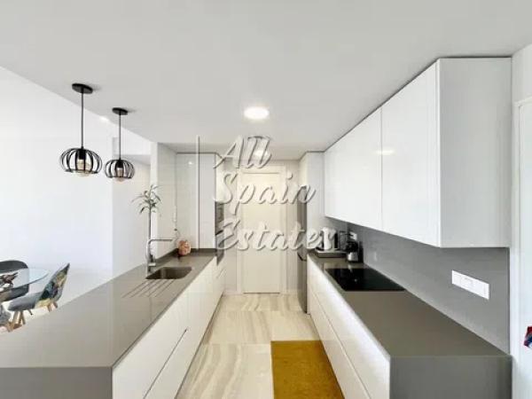 Piso en avenida de la Vila Joiosa, 34