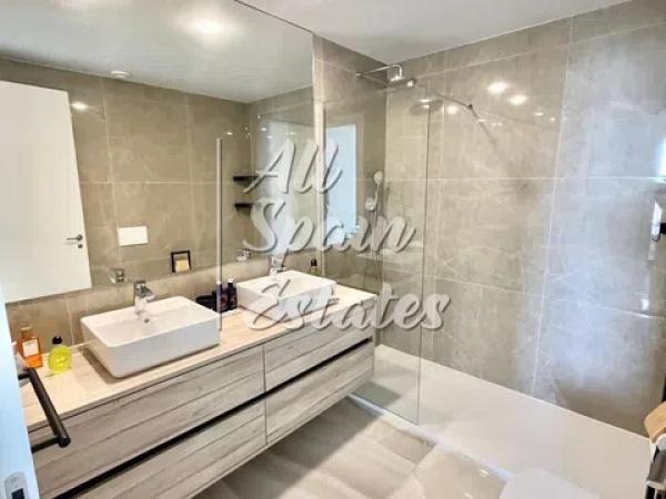 Piso en avenida de la Vila Joiosa, 34