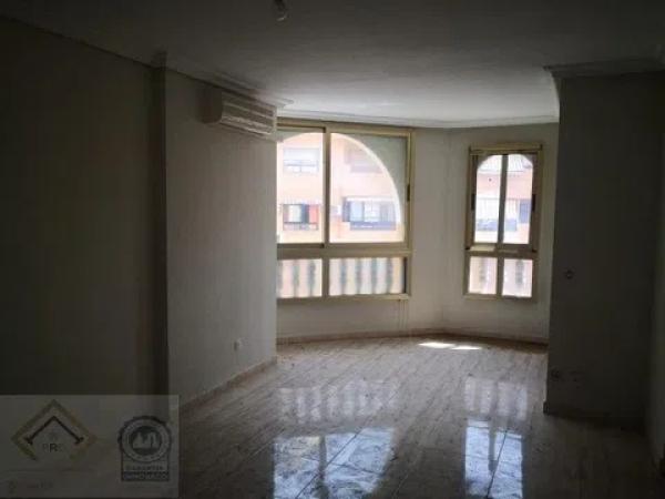 Piso en avenida Callosa D'Ensarrià