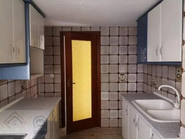 Piso en avenida Callosa D'Ensarrià