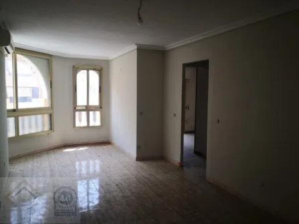 Piso en avenida Callosa D'Ensarrià