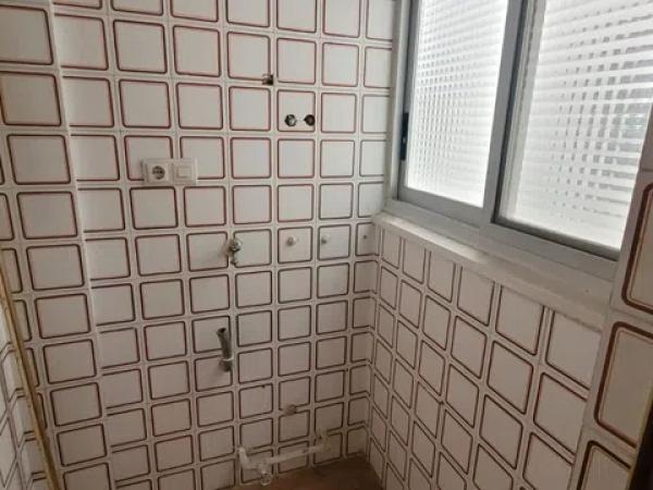 Piso en avenida Callosa D'Ensarrià