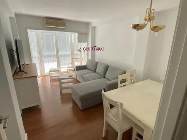 Piso en calle del Mercat, 8