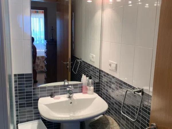 Piso en calle Presidente Adolfo Suárez, 2