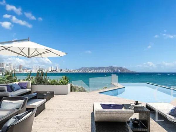 Casa independiente en calle la Cala