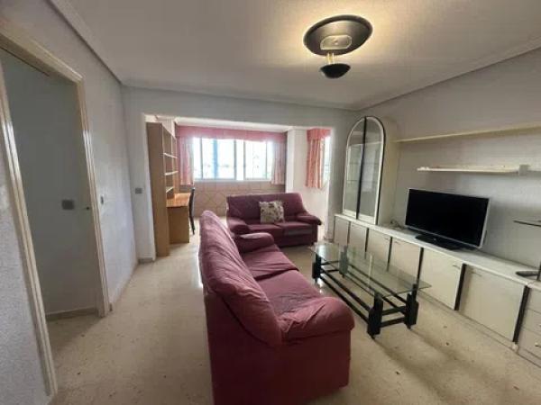 Piso en calle de Dénia