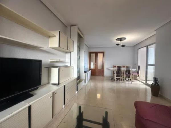 Piso en calle de Dénia