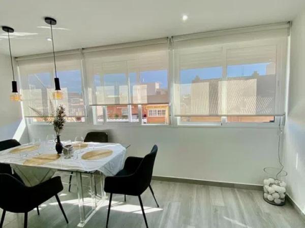 Dúplex en calle de la Virgen de la Almudena