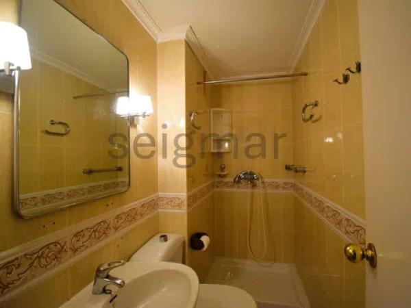 Piso en avenida Mare de Déu del Sofrat