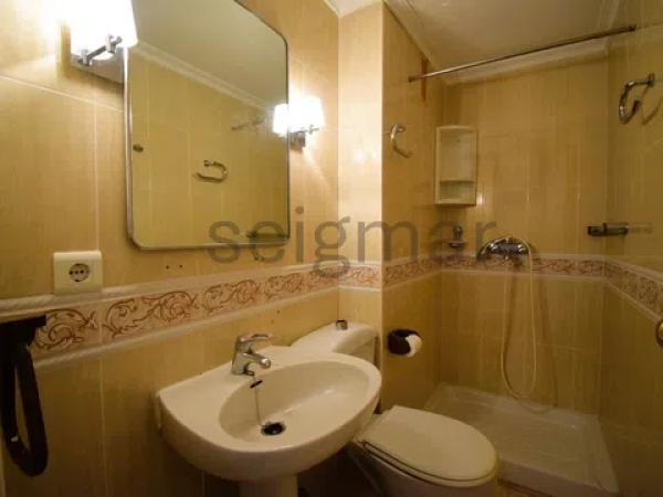 Piso en avenida Mare de Déu del Sofrat