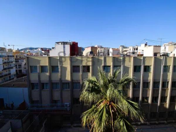 Piso en avenida Mare de Déu del Sofrat