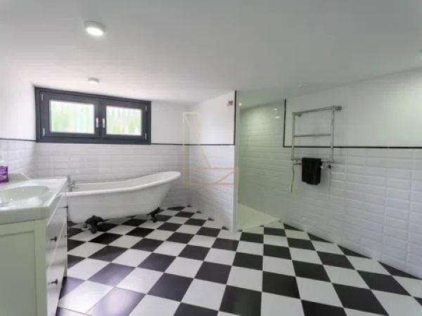 Casa independiente en Urbanizacion Coblanca