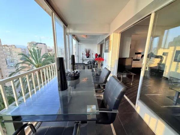 Piso en calle Alcalde Manuel Catalán Chana, 18 -28