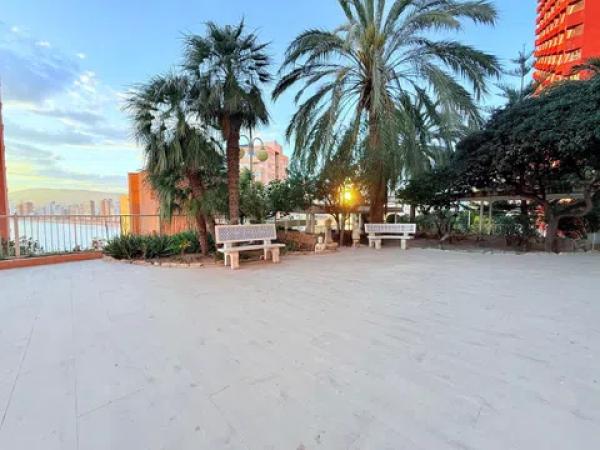 Piso en calle Alcalde Manuel Catalán Chana, 18 -28