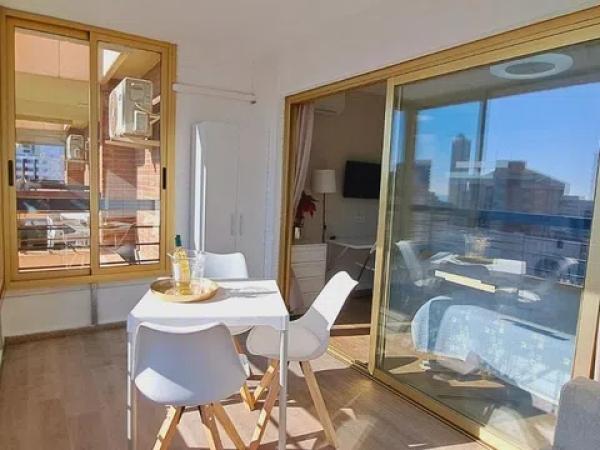 Estudio en Barrio Zona Rincón Bajo