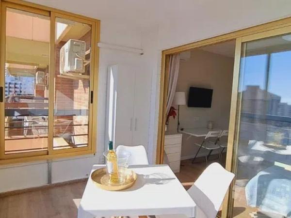 Estudio en Barrio Zona Rincón Bajo