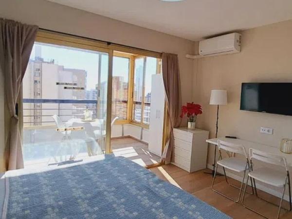 Estudio en Barrio Zona Rincón Bajo