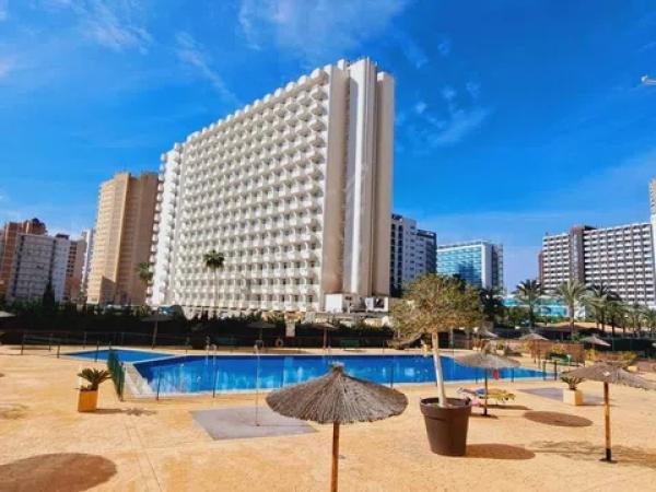 Estudio en Barrio Zona Rincón Bajo