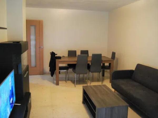 Piso en avenida Juan Fuster Zaragoza